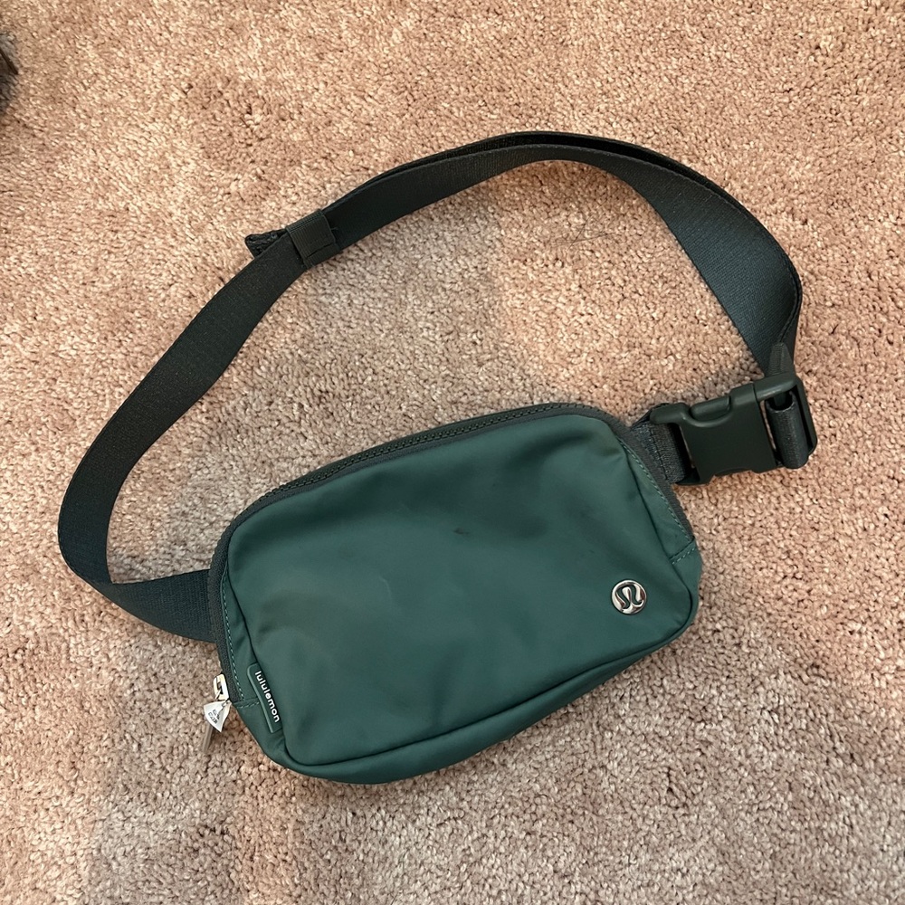 Lululemon - Belt Bag - Olive Green - One Size